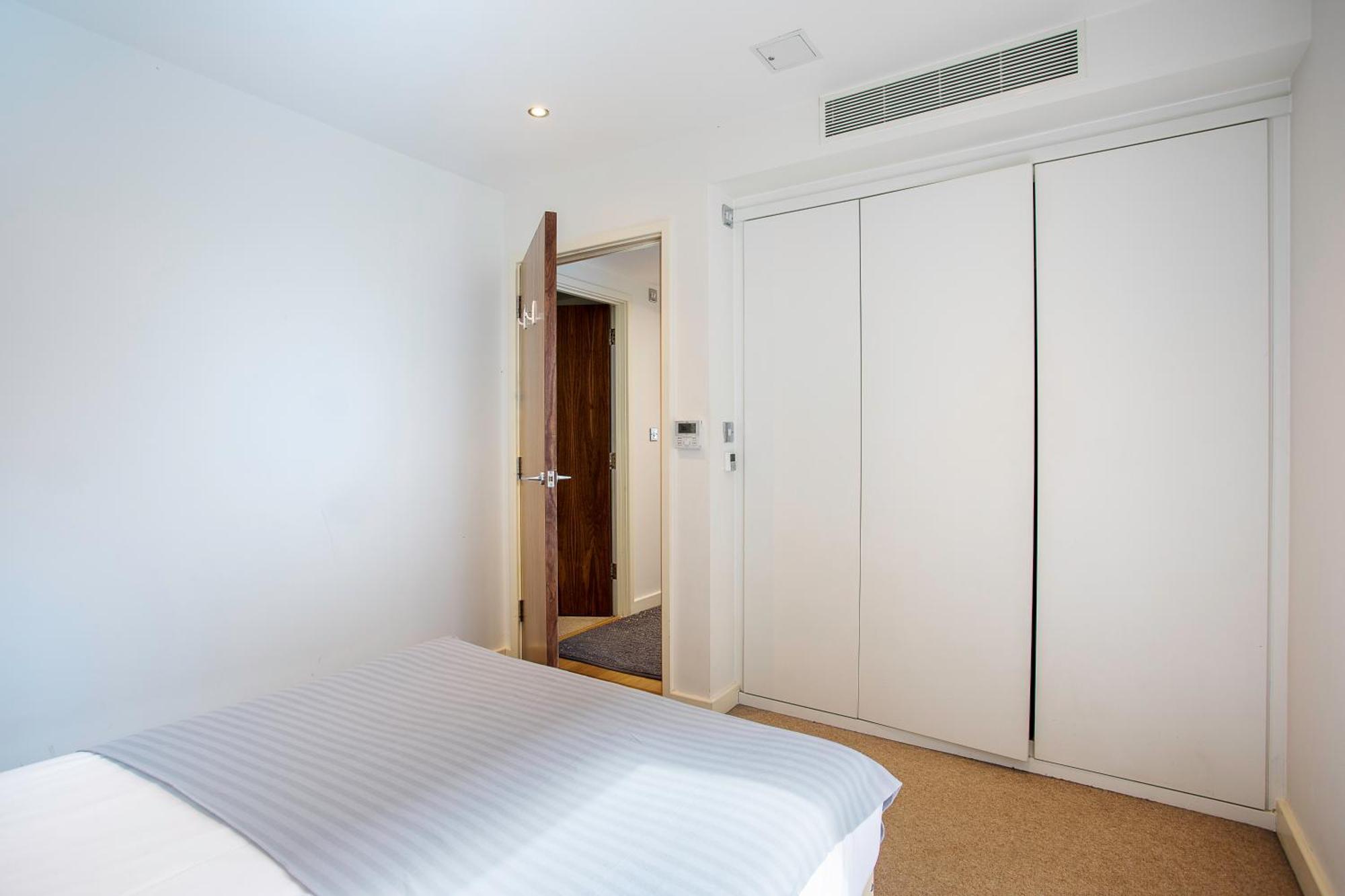 Serene Cityscape - 2br Luxury Westminster Лондон