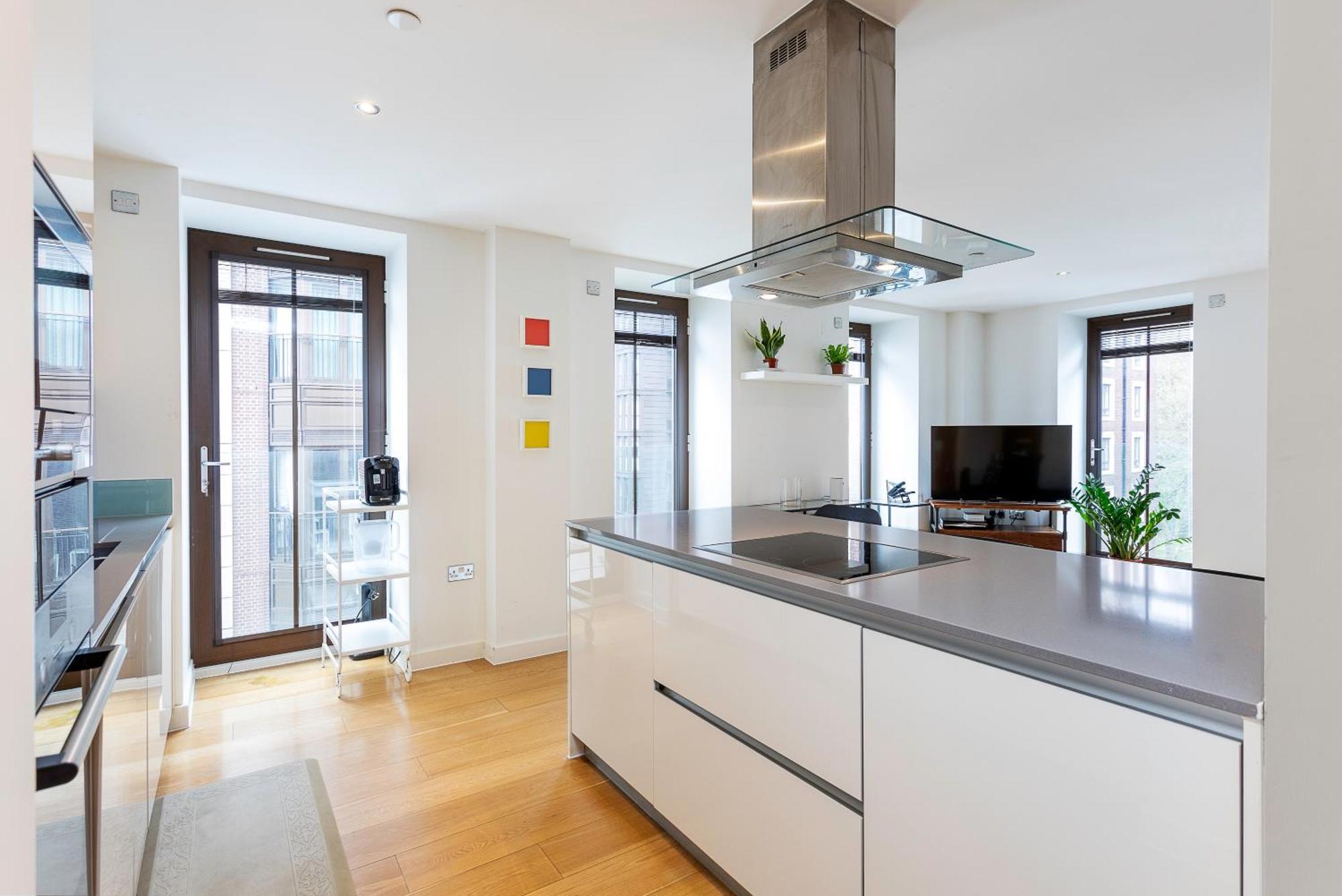 Апартаменты Serene Cityscape - 2br Luxury Westminster